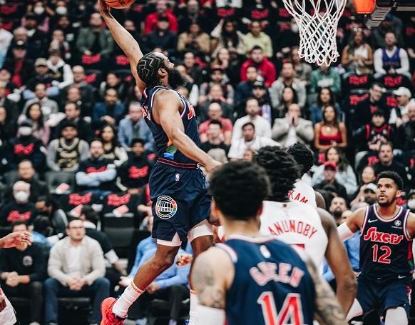 76人132-97猛龙录像_76人132-97猛龙