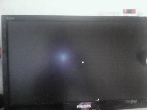 电脑开机黑屏只有鼠标的原因有哪些 该故障应如何解决（电脑开机黑屏只有鼠标）