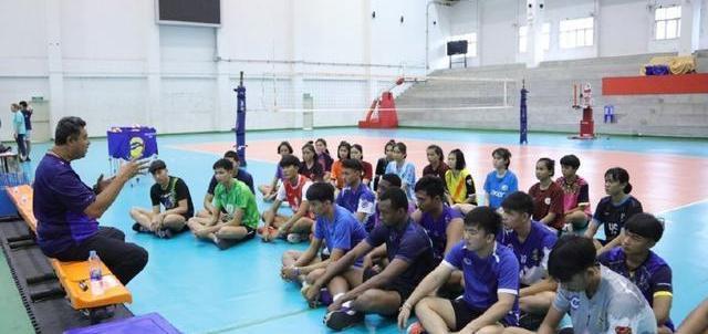 冯坤坤简介_冯坤近况