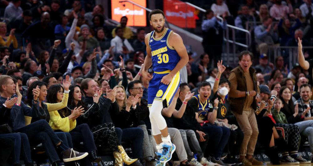 总决赛库里47分_库里破NBA近47年纪录