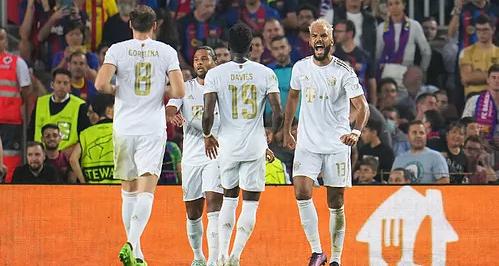 皇马巴萨情头,巴萨锁定头名