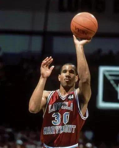 波什英文名_波什