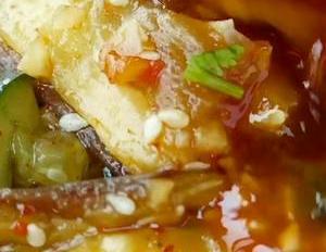 茄子这样做太好吃了,不炒不油炸,加2根黄瓜,出锅比红烧肉还香