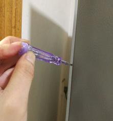 新买的海尔冰箱，后面漏电是什么原因？（海尔冰箱漏电）