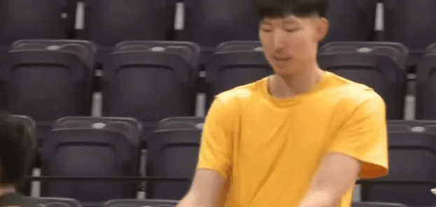 周琦 北京_周琦现身北京