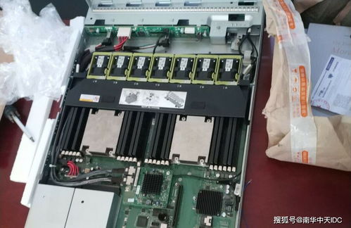 用什么软件可以查询到能上网的代理IP地址和端口呢？（国外代理服务器地址）