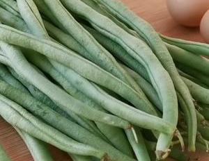 豆角最好吃做法,不用炒不油炸,加2个鸡蛋,出锅比红烧肉还香