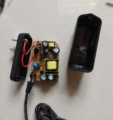 怎样拆解笔记本电源适配器（拆电源适配器）