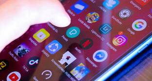 安卓手机是什么手机（安卓智能手机）