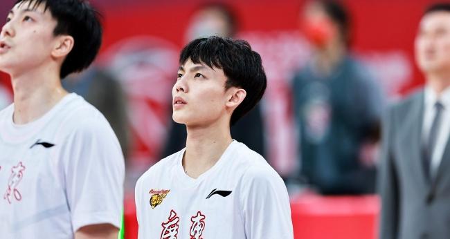 中国男篮集训名单出炉赵睿_中国男篮集训名单