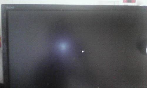 电脑开机黑屏只有鼠标（电脑黑屏 只有鼠标）