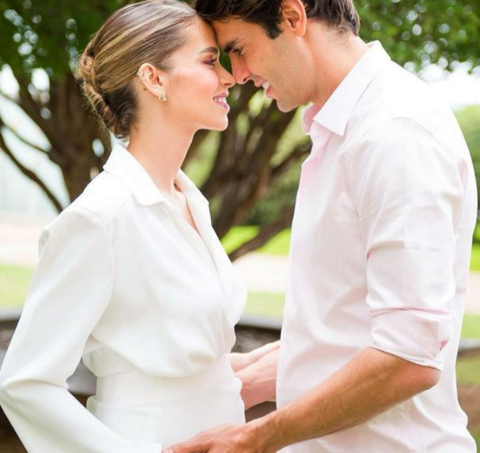 卡卡现任妻子孩子_卡卡妻子