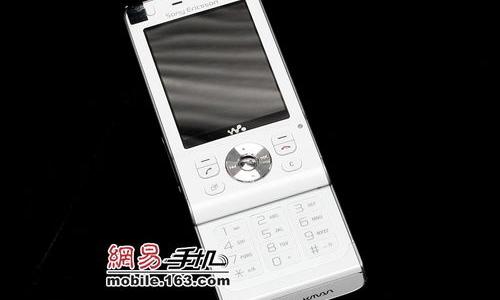 索尼爱立信全部型号？（索尼爱立信w910i）