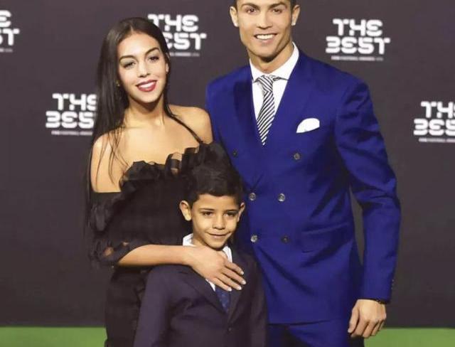 天才龙凤胎炸翻他集团,超算天才举报厅官父亲代孕生龙凤胎