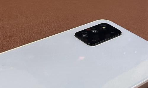 三星f52和note10对比？（三星f52）