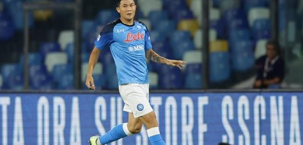 金玟哉图片_金玟哉