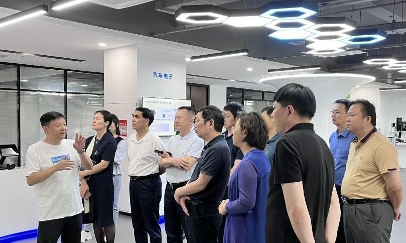 湖南省人民政府驻深圳办事处一行莅临AI（SoC芯片厂商亿智考察指导）